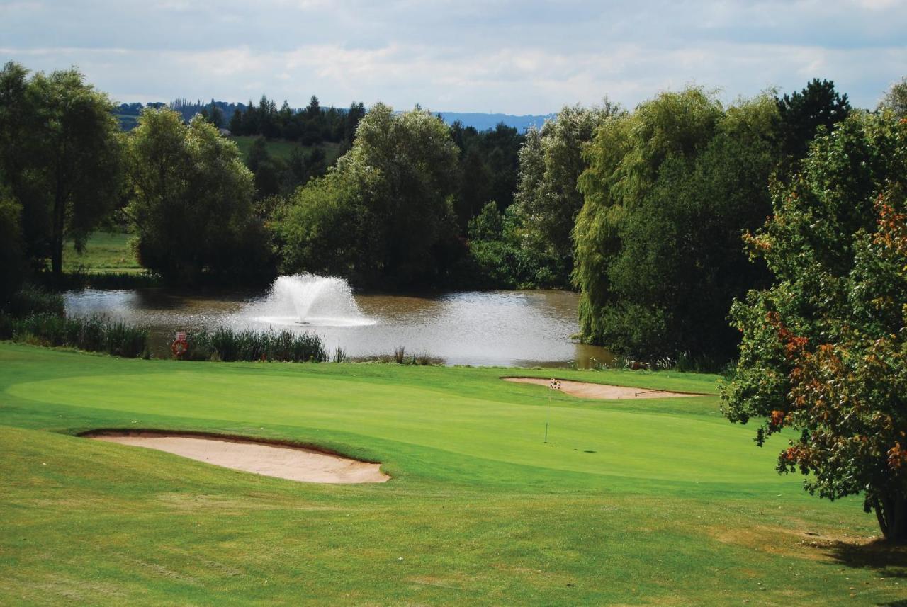 Вілла The Vale Golf & Country Club Bishampton Екстер'єр фото